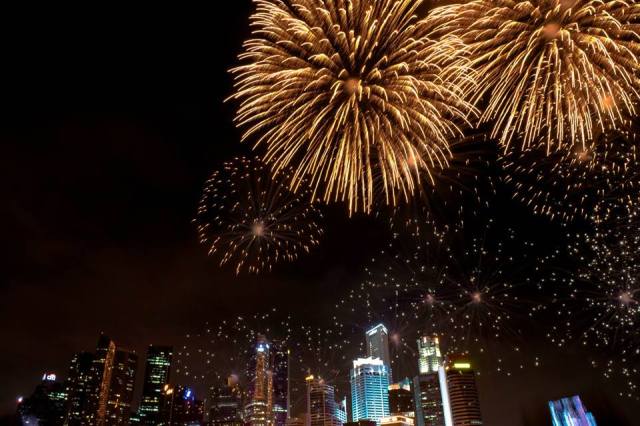 Singapore New year fire works